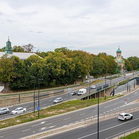 Rentplanet - Apartamenty Wolska Варшава Экстерьер фото